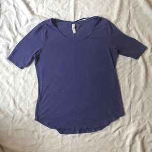 ✨Under armour all seasoned gear top